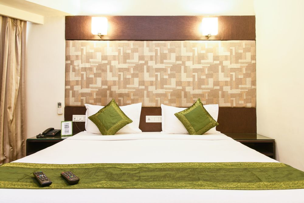 Treebo Trend Wood Bridge Hotell Hyderabad Eksteriør bilde