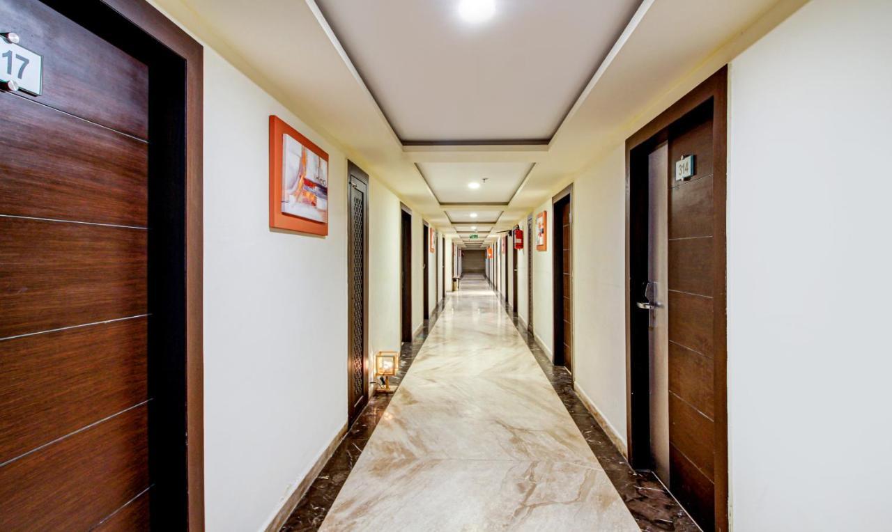 Treebo Trend Wood Bridge Hotell Hyderabad Eksteriør bilde
